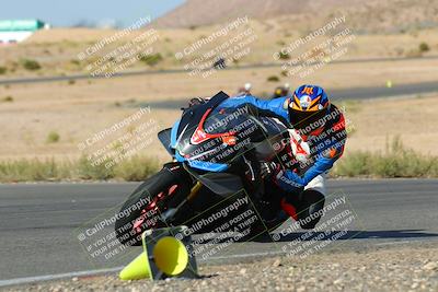 media/Oct-16-2022-TrackXperience (Sun) [[236a00b5b6]]/Group 3/session 2 turn 11/